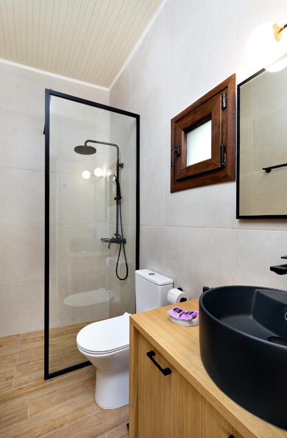 Mirthia Apartments ปลาเกียส ภายนอก รูปภาพ