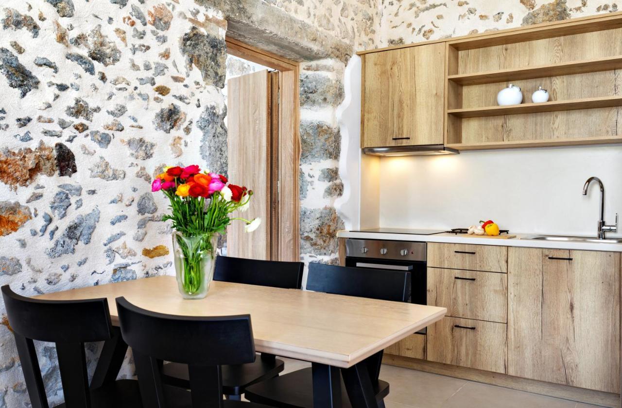 Mirthia Apartments ปลาเกียส ภายนอก รูปภาพ